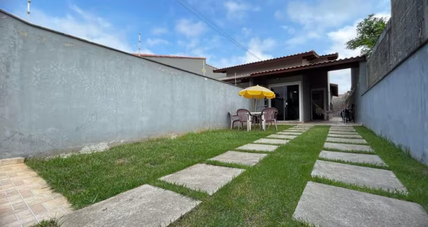 Casa para Venda em Itanhaém, Regina, 2 dormitórios, 1 suíte, 1 banheiro, 2 vagas