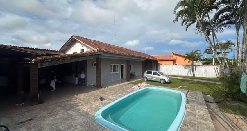 Casa para Venda em Itanhaém, Bopiranga, 3 dormitórios, 1 banheiro, 10 vagas
