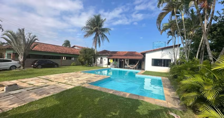 Casa para Venda em Itanhaém, Bopiranga, 2 dormitórios, 1 suíte, 1 banheiro, 10 vagas