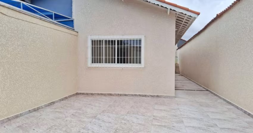 Casa para Venda em Itanhaém, Nova Itanhaém, 2 dormitórios, 1 suíte, 1 banheiro, 2 vagas