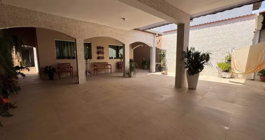 Casa para Venda em Itanhaém, Gaivota, 3 dormitórios, 1 suíte, 1 banheiro, 4 vagas