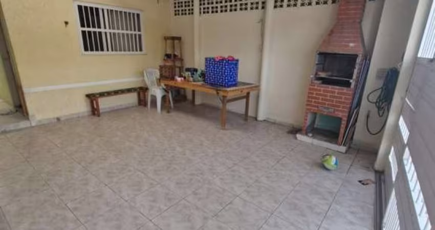Casa para Venda em Praia Grande, Tude Bastos, 3 dormitórios, 2 suítes, 1 banheiro, 2 vagas