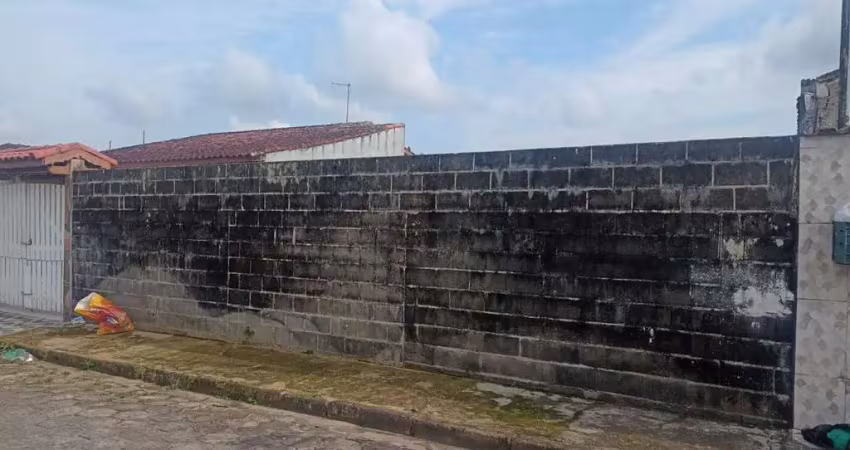 Terreno à venda na Avenida Marginal, 11464, Suarão, Itanhaém
