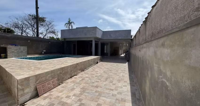 Casa para venda em itanhaém, jamaica, 3 dormitórios, 1 suíte, 1 banheiro, 3 vagas