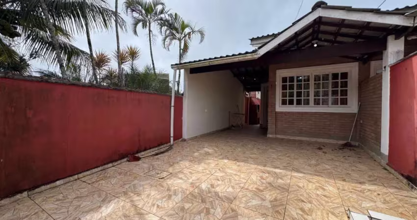 Casa para venda em itanhaém, bopiranga, 2 dormitórios, 1 suíte, 1 banheiro, 2 vagas