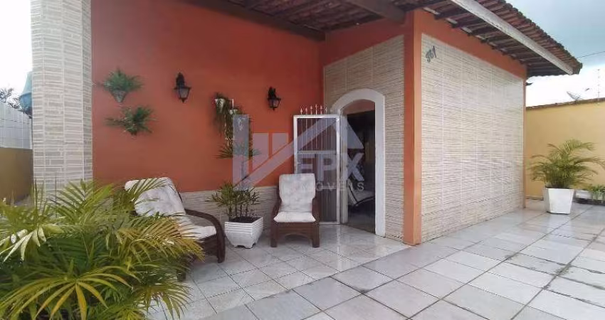 Casa para Venda em Itanhaém, Balneário Gaivota, 2 dormitórios, 1 banheiro, 3 vagas