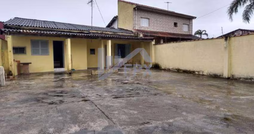Casa para Venda em Itanhaém, Jardim Diplomata, 2 dormitórios, 1 banheiro, 5 vagas