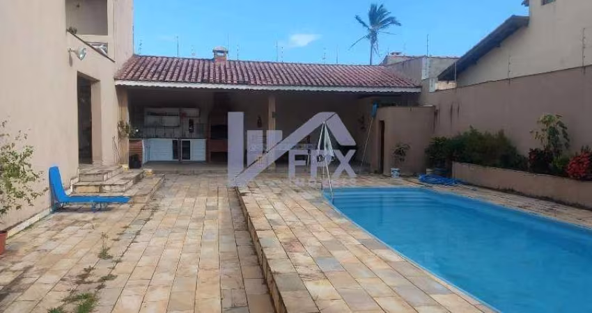 Casa para Venda em Itanhaém, Balneário Beatriz, 4 dormitórios, 1 suíte, 1 banheiro, 5 vagas