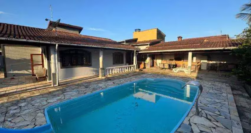 Casa para Venda em Itanhaém, Vila Verde Mar, 4 dormitórios, 2 suítes, 2 banheiros, 10 vagas