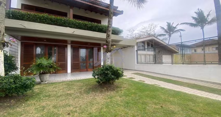 Casa Alto Padrão para Venda em Itanhaém, Cibratel 2, 7 dormitórios, 4 suítes, 2 banheiros, 4 vagas