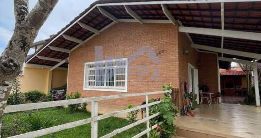 Casa Alto Padrão para Venda em Itanhaém, Satélite, 5 dormitórios, 3 suítes, 2 banheiros, 6 vagas