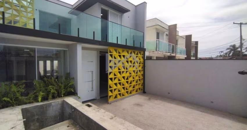 Casa para Venda em Itanhaém, Cibratel 1, 3 dormitórios, 1 suíte, 2 banheiros, 2 vagas