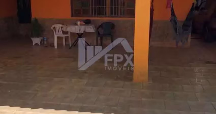 Casa para venda em itanhaém, são fernando, 3 dormitórios, 1 suíte, 2 banheiros, 3 vagas