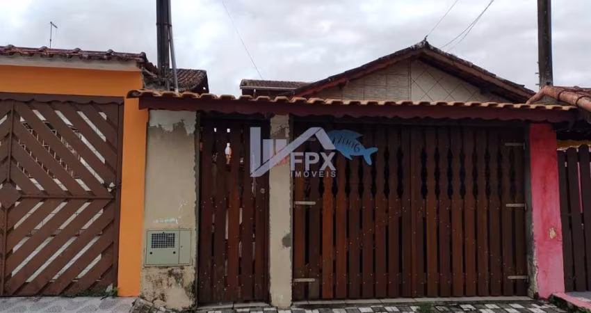 Casa para Venda em Mongaguá, Balneário Regina Maria, 3 dormitórios, 3 banheiros, 1 vaga