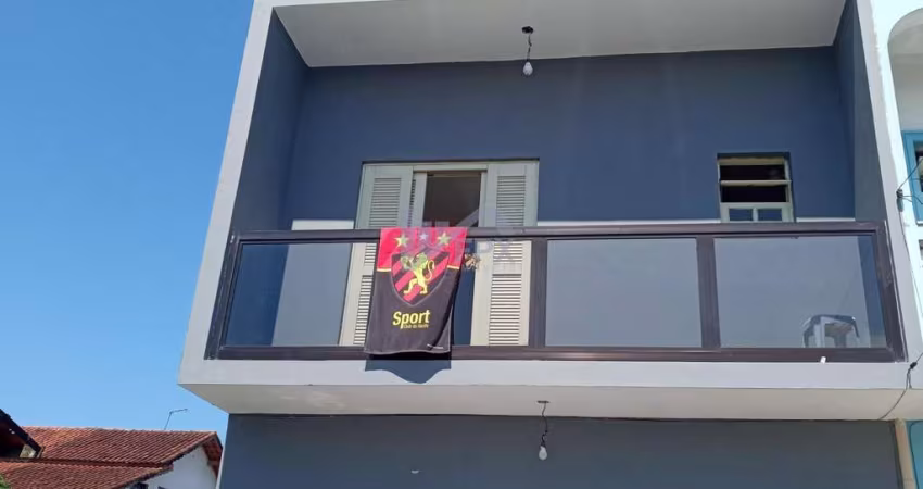 Sobrado para Venda em Mongaguá, Itaóca, 2 dormitórios, 1 suíte, 1 banheiro, 4 vagas