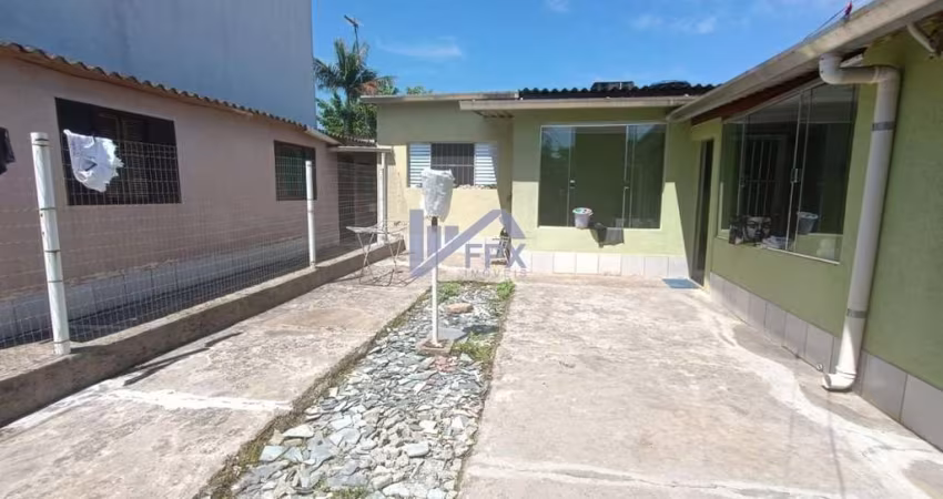 Casa para Venda em Itanhaém, Jardim Diplomata, 4 dormitórios, 1 suíte, 2 banheiros, 4 vagas