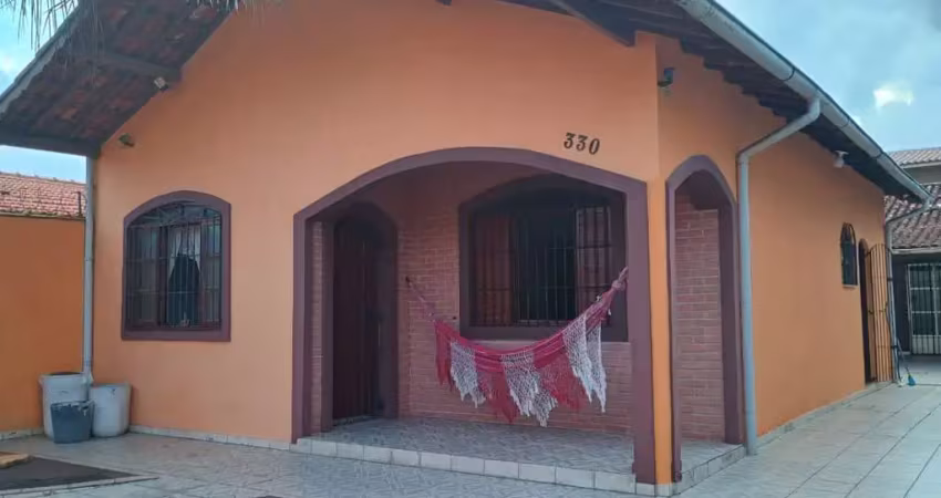 Casa para Venda em Itanhaém, Balneário Gaivota, 2 dormitórios, 1 banheiro, 3 vagas