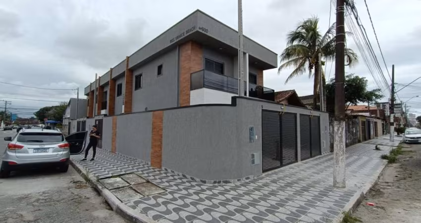 Sobrado para Venda em Praia Grande, Mirim, 2 dormitórios, 1 banheiro, 1 vaga