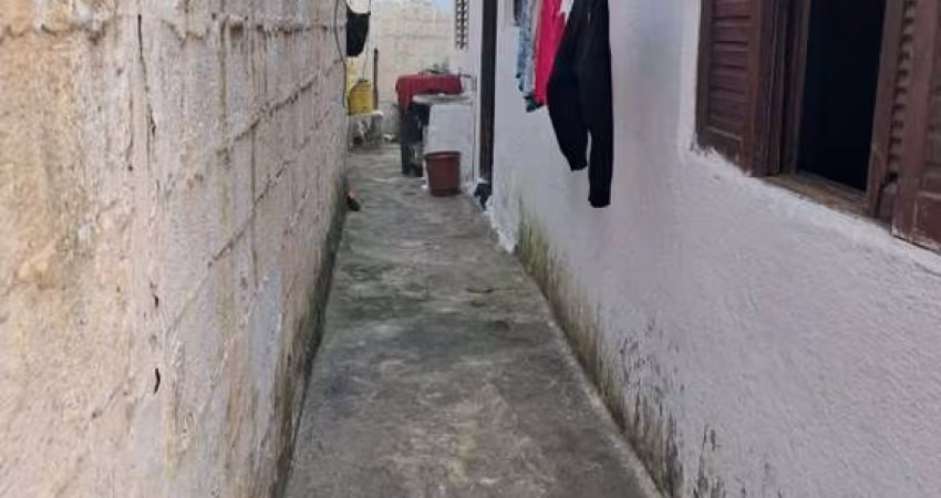 Casa para Venda em Itanhaém, Jardim do Rio do Poço, 1 dormitório, 1 banheiro, 4 vagas