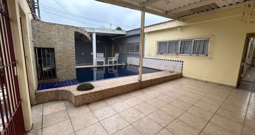 Casa para Venda em Itanhaém, Balneário Gaivota, 4 dormitórios, 2 banheiros, 2 vagas