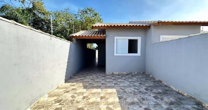 Casa para Venda em Itanhaém, Bopiranga, 2 dormitórios, 1 suíte, 1 banheiro, 2 vagas