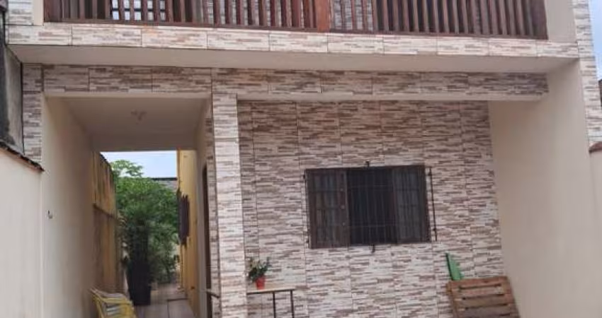Sobrado para Venda em Itanhaém, Nossa Senhora do Sion, 2 dormitórios, 2 banheiros, 3 vagas
