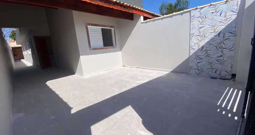 Casa para Venda em Itanhaém, Bopiranga, 3 dormitórios, 1 suíte, 3 banheiros, 3 vagas