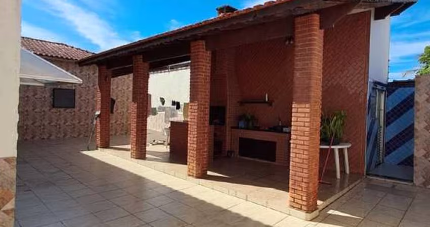 Casa para Venda em Itanhaém, Balneário Gaivota, 4 dormitórios, 2 suítes, 1 banheiro, 10 vagas