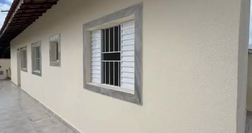 Casa para venda em itanhaém, jardim diplomata, 2 dormitórios, 1 banheiro, 2 vagas