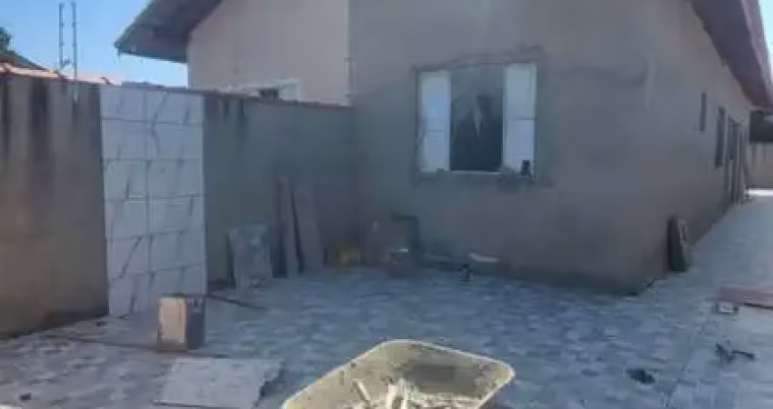 Casa para venda em itanhaém, são pedro, 2 dormitórios, 1 suíte, 1 banheiro, 2 vagas
