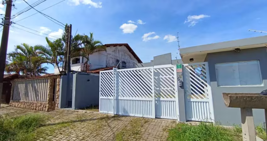 Casa para Venda em Itanhaem, Cibratel 2, 2 dormitórios, 1 suíte, 2 banheiros, 1 vaga