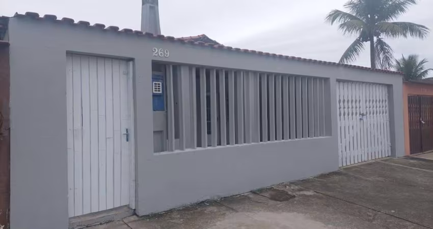 Casa para Venda em Itanhaém, Balneário Gaivotas, 2 dormitórios, 1 banheiro, 2 vagas