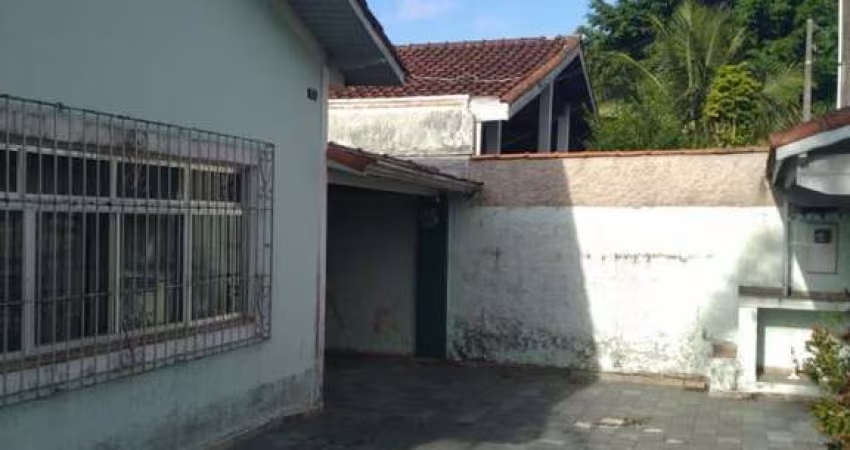 Casa para Venda em Peruíbe, Jardim Itatins, 4 dormitórios, 2 banheiros, 4 vagas