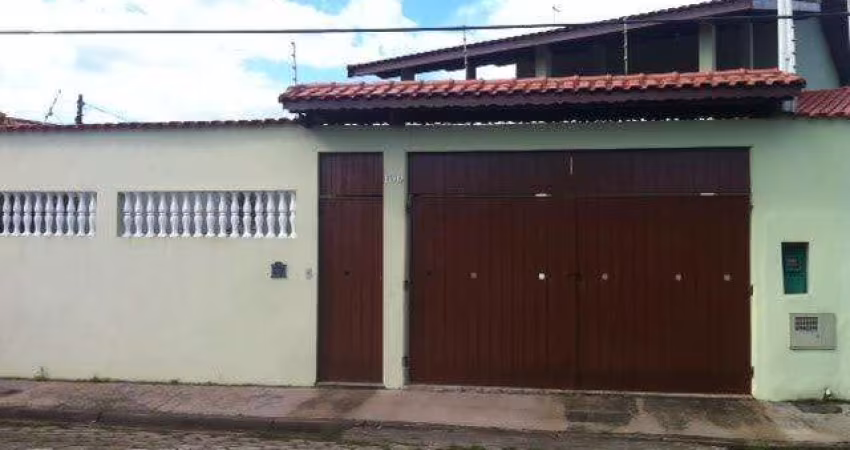 Casa para Venda em Itanhaém, Cibratel 2, 4 dormitórios, 1 suíte, 3 banheiros, 8 vagas