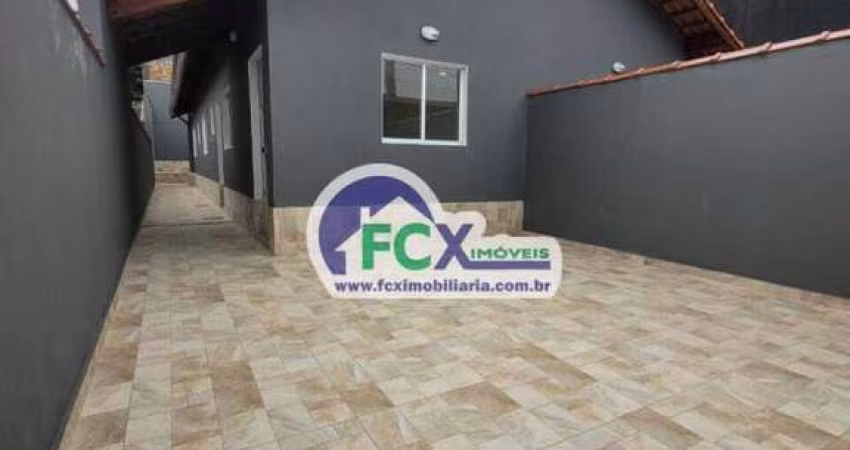Casa para Venda em Itanhaém, Jardim Suarão, 2 dormitórios, 1 suíte, 1 banheiro, 2 vagas