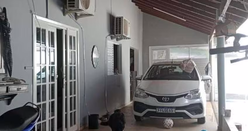 Casa para Venda em Itanhaém, Ivoty, 3 dormitórios, 1 suíte, 1 banheiro, 5 vagas