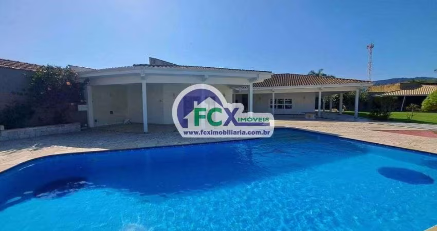 Casa para Venda em Itanhaém, Jardim Suarão, 6 dormitórios, 3 suítes, 1 banheiro, 15 vagas