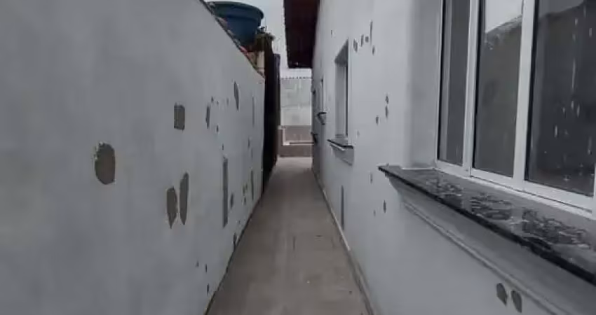 Casa para Venda em Mongaguá, Jardim Anchieta, 2 dormitórios, 1 suíte, 1 banheiro, 3 vagas