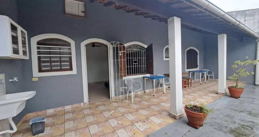 Casa para Venda em Itanhaém, Satelite, 1 dormitório, 1 banheiro, 10 vagas