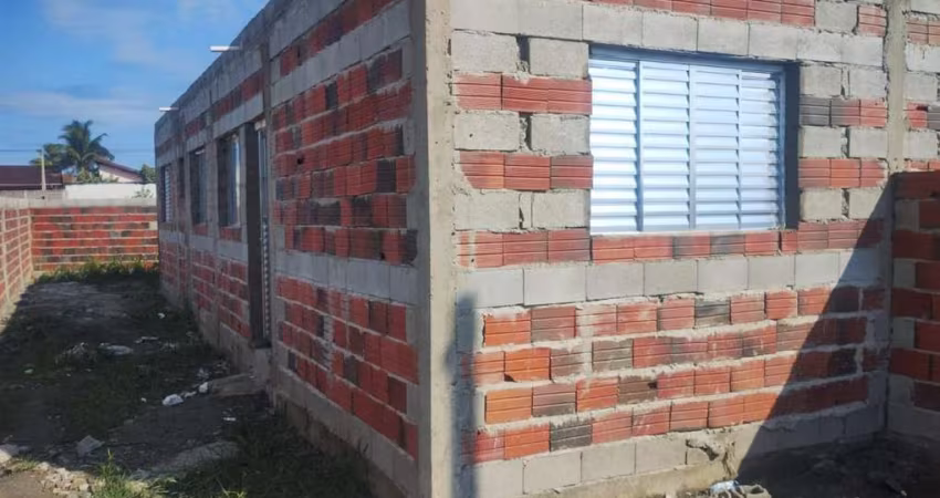 Casa para Venda em Itanhaém, Balneário Gaivotas, 2 dormitórios, 1 banheiro, 2 vagas