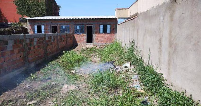 Casa para Venda em Itanhaém, Balneário Gaivotas, 1 dormitório, 1 banheiro, 4 vagas
