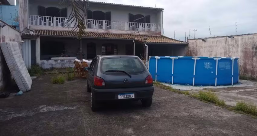 Casa para Venda em Itanhaém, Jamaica, 4 dormitórios, 2 suítes, 1 banheiro, 4 vagas