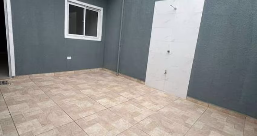Casa para Venda em Mongaguá, Vila Anhanguera, 2 dormitórios, 1 banheiro, 2 vagas