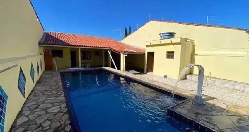 Casa para Venda em Itanhaém, Balneário Gaivotas, 1 dormitório, 1 suíte, 1 banheiro, 10 vagas