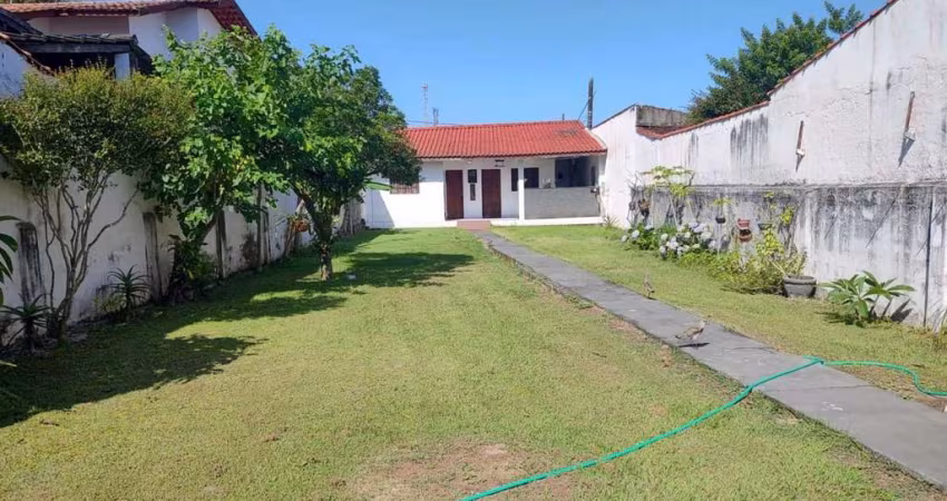 Casa para Venda em Itanhaém, Jardim Suarão, 3 dormitórios, 1 suíte, 1 banheiro, 4 vagas