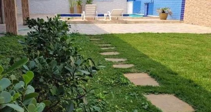 Casa para Venda em Itanhaém, Balneário Gaivotas, 2 dormitórios, 2 banheiros, 4 vagas