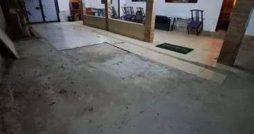 Chácara para Venda em Mongaguá, Agenor De Campos, 2 dormitórios, 1 suíte, 2 banheiros, 4 vagas