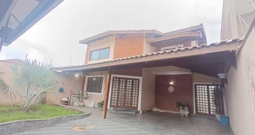 Casa para Venda em Itanhaém, Cibratel 2, 4 dormitórios, 1 suíte, 3 banheiros, 4 vagas
