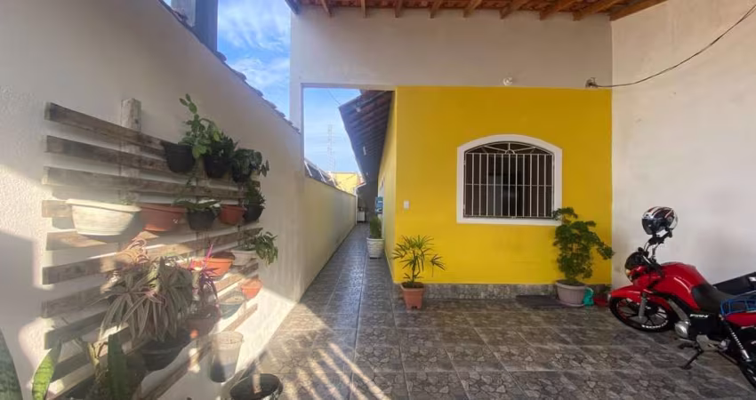 Casa para Venda em Itanhaém, Jardim Suarão, 2 dormitórios, 1 banheiro, 1 vaga