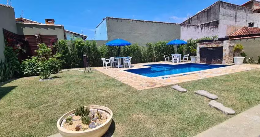 Casa para Venda em Itanhaém, Califórnia, 3 dormitórios, 1 suíte, 3 banheiros, 4 vagas